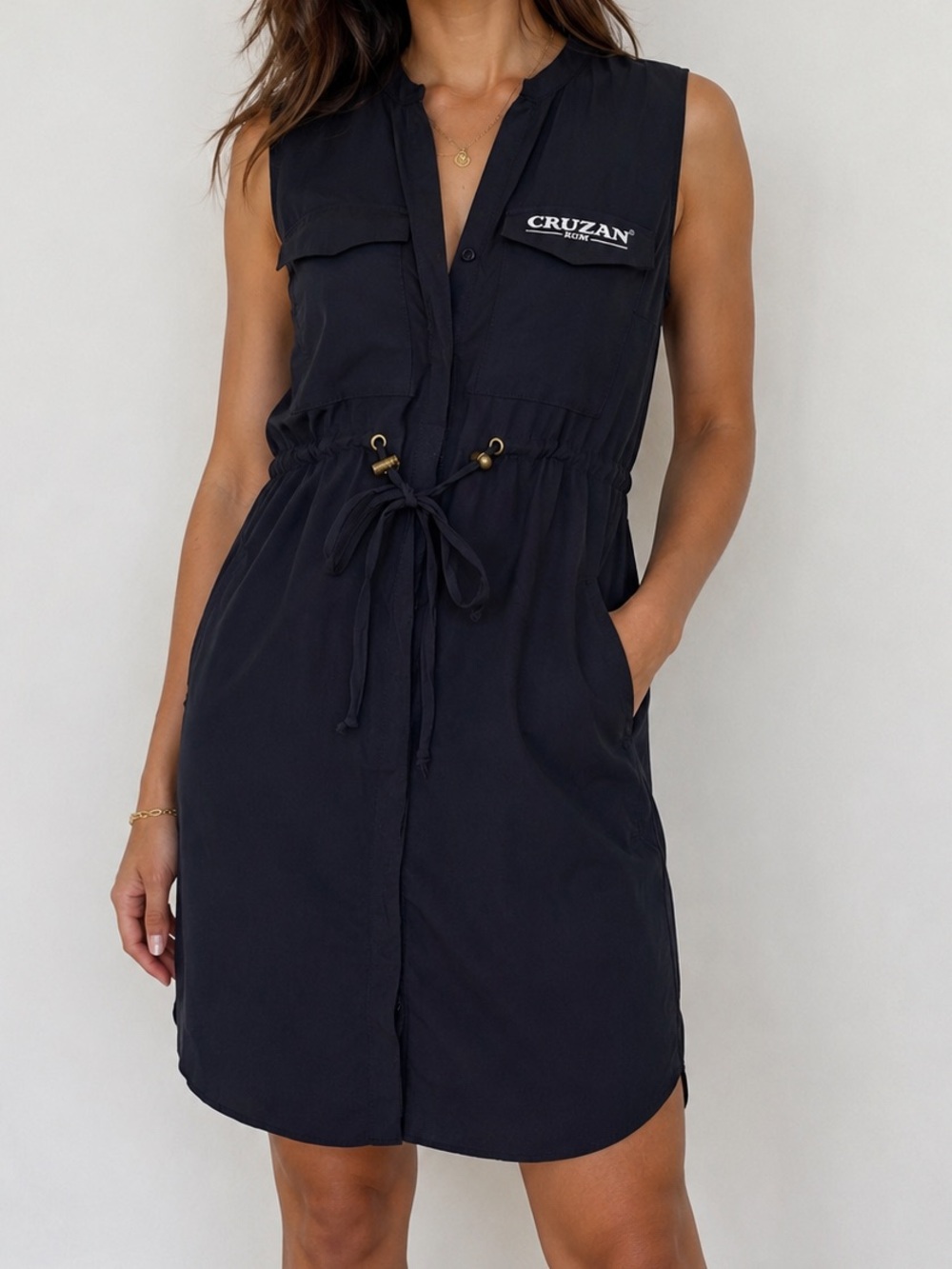 Cruzan Caribbean Rum Navy Blue V-Neck Midi Sleeveless Dress Women’s Medium‎